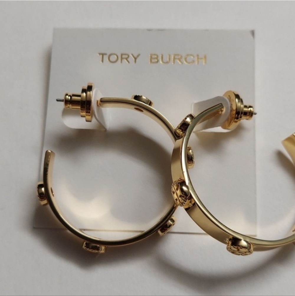 Tory Bruch ICON HOOP EARRINGS - Picture 5 of 6